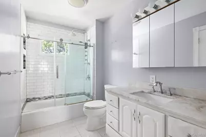 73 Town House Drive, Massapequa Park, NY 11762 - Photo 18