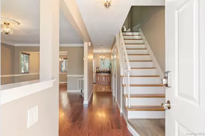 73 Town House Drive, Massapequa Park, NY 11762 - Photo 4
