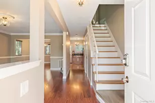 73 Town House Dr, Massapequa Park, NY 11762 - Photo 4