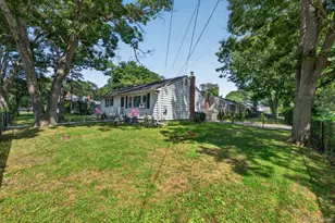 287 Whittier Dr, Mastic Beach, NY 11951 - Photo 18