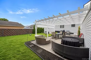 70 Mohawk Dr, North Babylon, NY 11703 - Photo 26