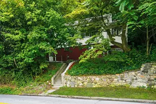 669 N Division St, Peekskill, NY 10566 - Photo 2