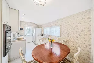 42 Walton St, Brentwood, NY 11717 - Photo 14