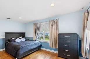 47 Syosset Cir, Syosset, NY 11791 - Photo 22
