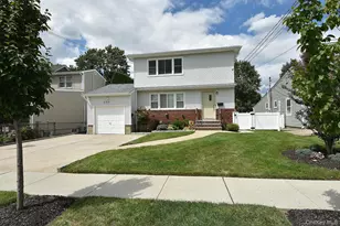 2341 Redmond Rd, Bellmore, NY 11710 - Photo 2