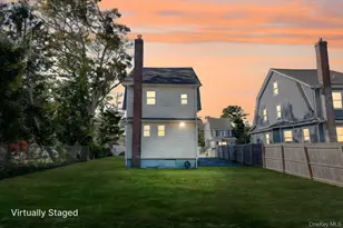 39 Chapman Pl, Bay Shore, NY 11706 - Photo 18