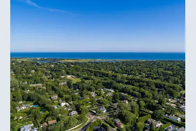 117 Buell Lane, East Hampton, NY 11937 - Photo 2