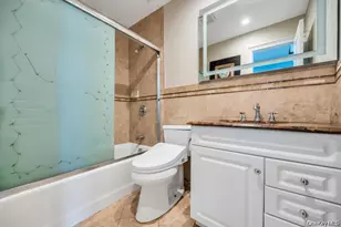 6 Garden Cir, Syosset, NY 11791 - Photo 20