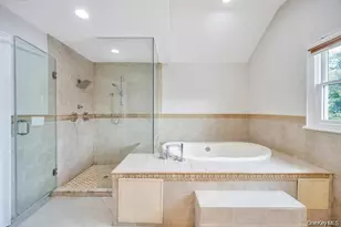 6 Garden Cir, Syosset, NY 11791 - Photo 22