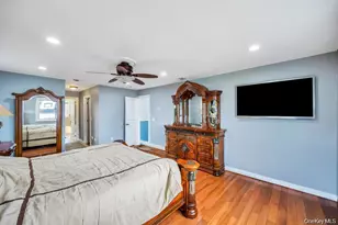6 Garden Cir, Syosset, NY 11791 - Photo 16