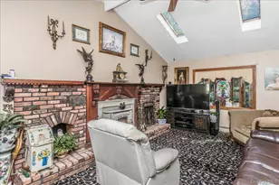 18 Linden Ave, Kings Park, NY 11754 - Photo 12