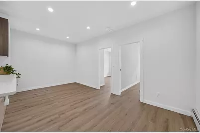 91 Mineola Boulevard #A, Mineola, NY 11501 - Photo 2