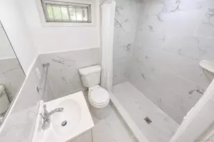 334 Robbins St, Lindenhurst, NY 11757 - Photo 24