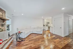 42 Summerfield Ct, Deer Park, NY 11729 - Photo 6