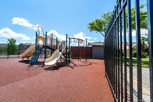 42 Summerfield Ct, Deer Park, NY 11729 - Photo 24