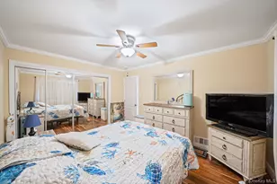 42 Summerfield Ct, Deer Park, NY 11729 - Photo 14