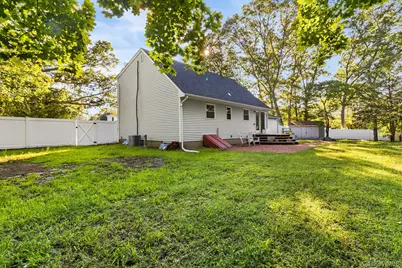 159 Pauls Path, Coram, NY 11727 - Photo 28
