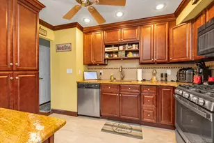 3917 Miller Pl, Levittown, NY 11756 - Photo 6