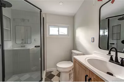 2528 Marshall Avenue, Bellmore, NY 11710 - Photo 10