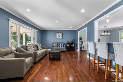 41 Longstreet Drive, Lake Grove, NY 11755 - Photo 4