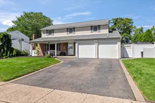 41 Longstreet Dr, Lake Grove, NY 11755 - Photo 2