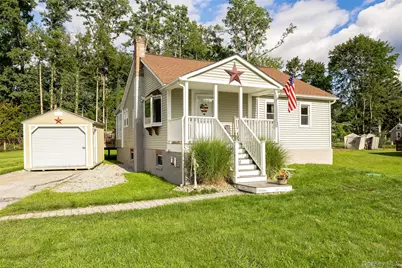 40 Peckham Road, Poughkeepsie, NY 12603 - Photo 2