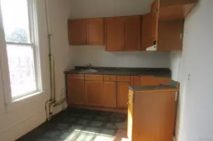 84 Benkard Ave, Newburgh, NY 12550 - Photo 6