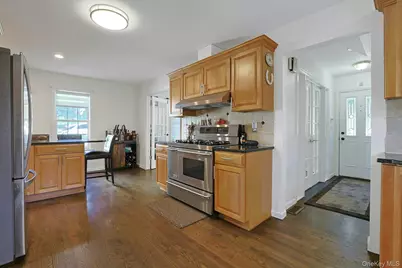 75 Franklin Avenue, Valhalla, NY 10595 - Photo 14