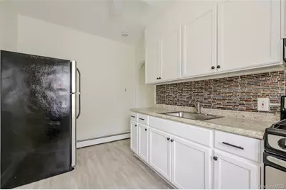 18 Watkins Street #Unit 1, Lynbrook, NY 11563 - Photo 2