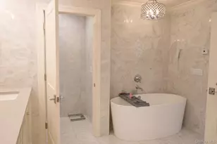 41 Snowball Dr, Cold Spring Harbor, NY 11724 - Photo 22