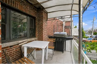 2546 Laconia Avenue, Bronx, NY 10469 - Photo 4