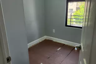 746 E 217th St, Bronx, NY 10467 - Photo 4