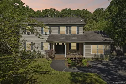 4 Wooded Lane, Hampton Bays, NY 11946 - Photo 42