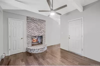 30 Ashland Street, Mount Sinai, NY 11766 - Photo 14