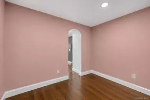 142 N 27th St, Wheatley Heights, NY 11798 - Photo 16