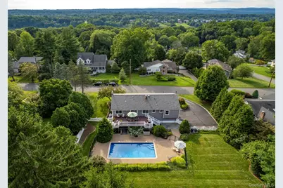 619 Russet Road, Valley Cottage, NY 10989 - Photo 6