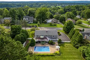 619 Russet Rd, Valley Cottage, NY 10989 - Photo 6