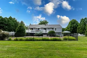619 Russet Rd, Valley Cottage, NY 10989 - Photo 8