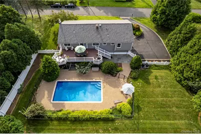 619 Russet Road, Valley Cottage, NY 10989 - Photo 14