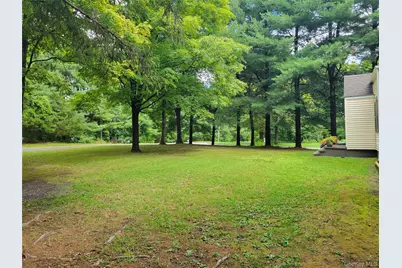 1078 Salt Point Turnpike, Pleasant Valley, NY 12569 - Photo 30