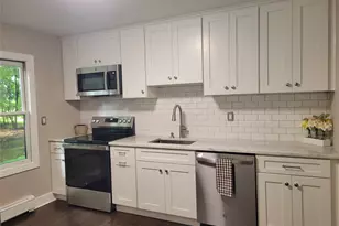 1078 Salt Point Turnpike, Pleasant Valley, NY 12569 - Photo 6