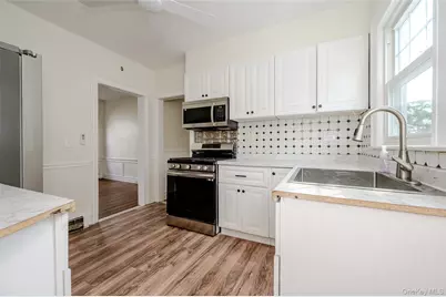 18 Watkins Street #Unit 3, Lynbrook, NY 11563 - Photo 1