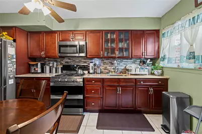 846 E 223rd Street, Bronx, NY 10466 - Photo 4