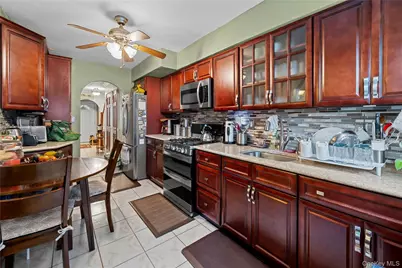 846 E 223rd Street, Bronx, NY 10466 - Photo 6