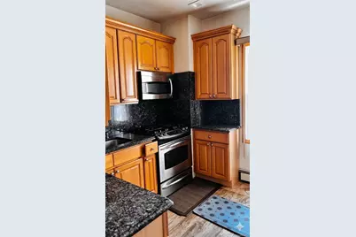 8608 144th Street, Jamaica, NY 11435 - Photo 4