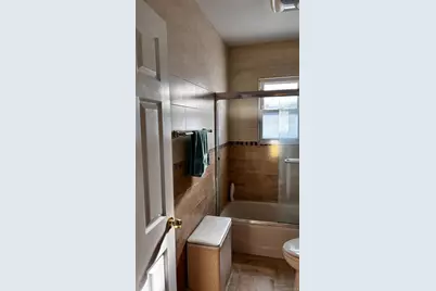 8608 144th Street, Jamaica, NY 11435 - Photo 6