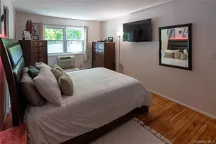 260 Waverly Ave, Patchogue, NY 11772 - Photo 8