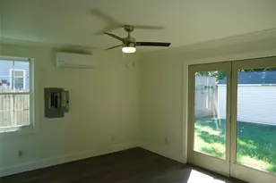 343 Union Ave, Riverhead, NY 11901 - Photo 12