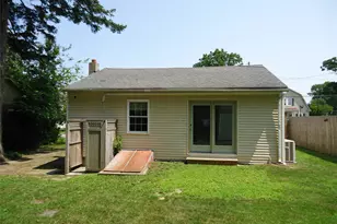 343 Union Ave, Riverhead, NY 11901 - Photo 8