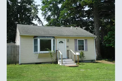 343 Union Avenue, Riverhead, NY 11901 - Photo 2